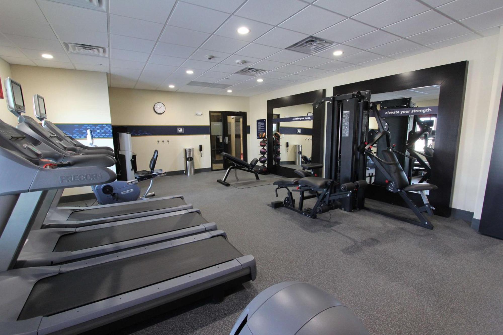 Hampton Inn & Suites Dallas Market Center Esterno foto